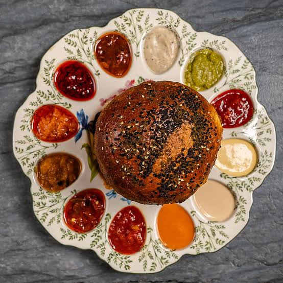 BREAKING: MUTRA BECOMES FIRST STRICTLY KOSHER RESTAURANT TO EARN A MICHELIN STAR ⭐